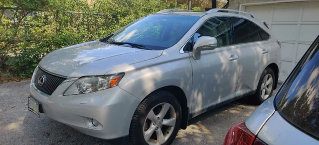 2010 Lexus Rx, stříbrná, 191 314 km, dovoz Kanada — foto 3 z 5
