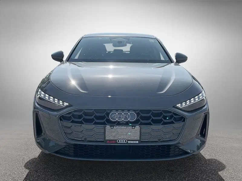 2026 Audi A5, šedá, 19 km, dovoz Kanada — foto 2 z 12