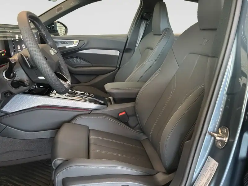 2026 Audi A5 Progressiv, modrá, 90 km, dovoz Kanada — foto 10 z 12