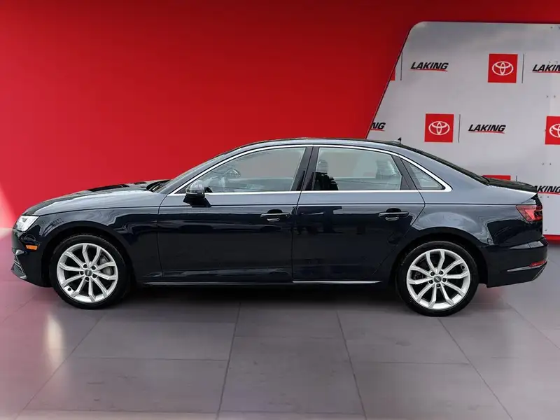 2018 Audi A4 Progressive, modrá, 88 898 km, dovoz Kanada — foto 3 z 12