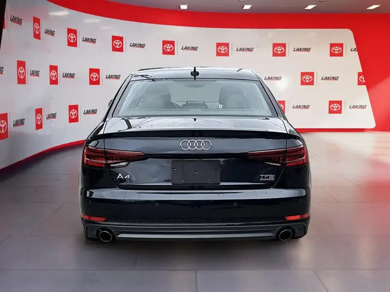 2018 Audi A4 Progressive, modrá, 88 898 km, dovoz Kanada — foto 5 z 12