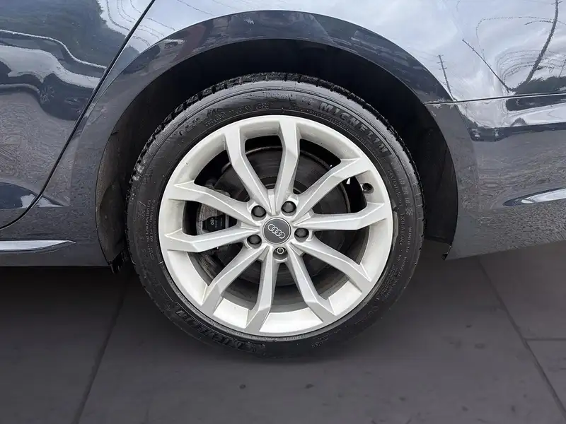 2018 Audi A4 Progressive, modrá, 88 898 km, dovoz Kanada — foto 9 z 12