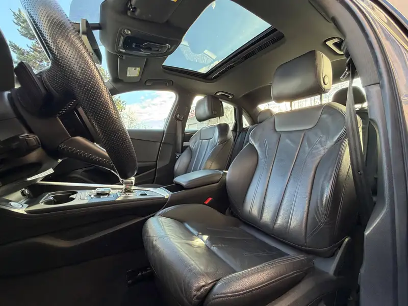 2019 Audi A4 Progressiv, šedá, 91 000 km, dovoz Kanada — foto 10 z 12