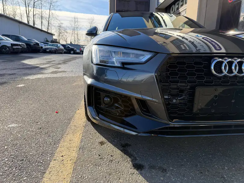 2019 Audi A4 Progressiv, šedá, 91 000 km, dovoz Kanada — foto 4 z 12