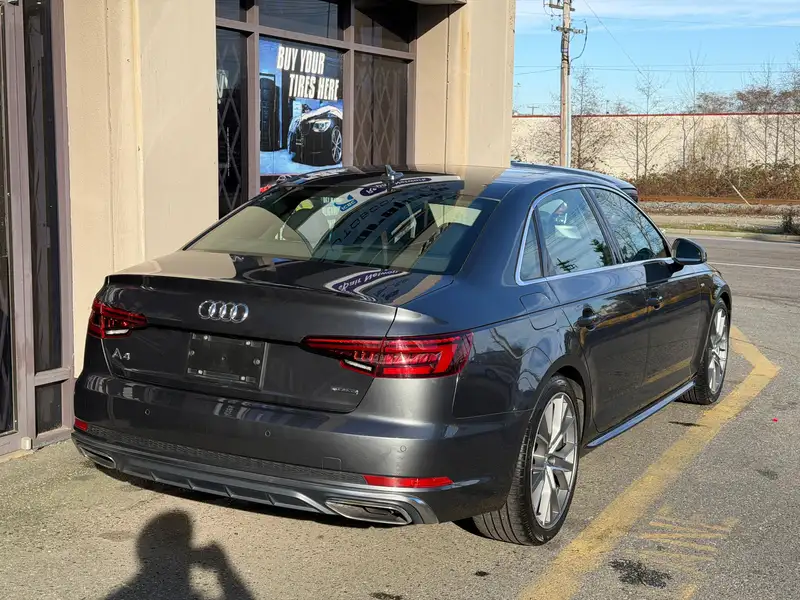 2019 Audi A4 Progressiv, šedá, 91 000 km, dovoz Kanada — foto 5 z 12