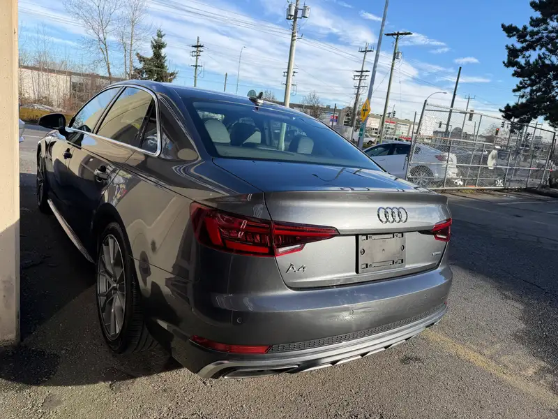 2019 Audi A4 Progressiv, šedá, 91 000 km, dovoz Kanada — foto 8 z 12