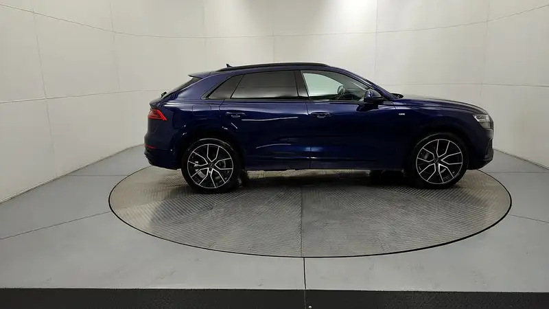 2019 Audi Q8 PROGRESSIV, modrá, 96 933 km, dovoz Kanada — foto 9 z 12