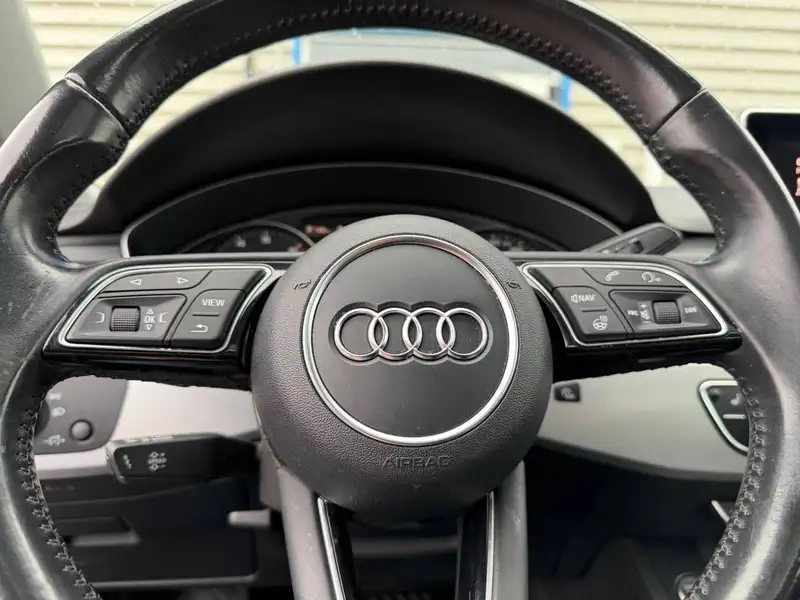 2017 Audi A4 Progressiv, šedá, 160 499 km, dovoz Kanada — foto 10 z 12