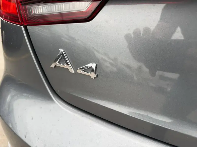 2017 Audi A4 Progressiv, šedá, 160 499 km, dovoz Kanada — foto 5 z 12