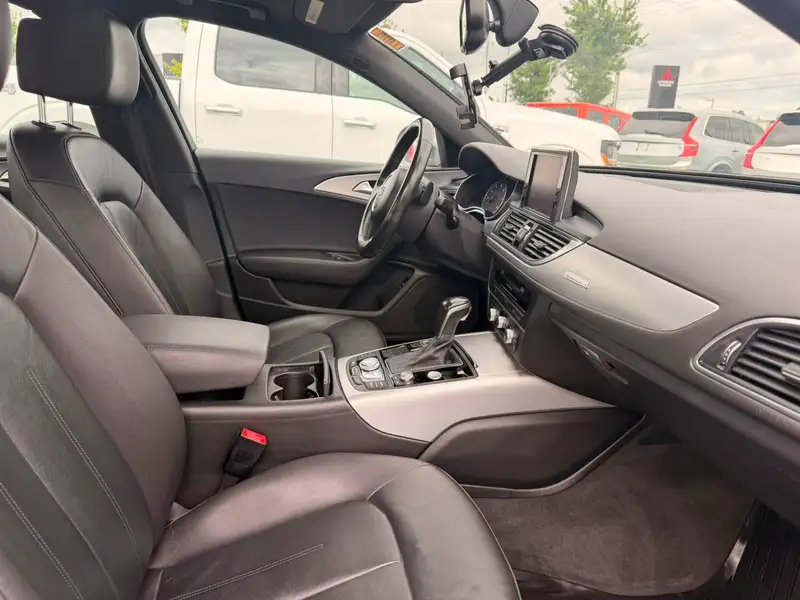2016 Audi A6 Technik, stříbrná, 106 000 km, dovoz Kanada — foto 12 z 12