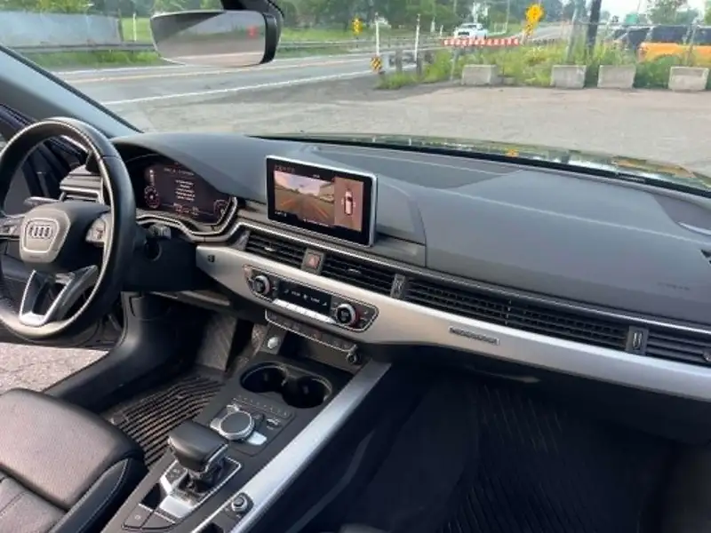 2017 Audi A4 Technik, černá, 86 679 km, dovoz Kanada — foto 8 z 12