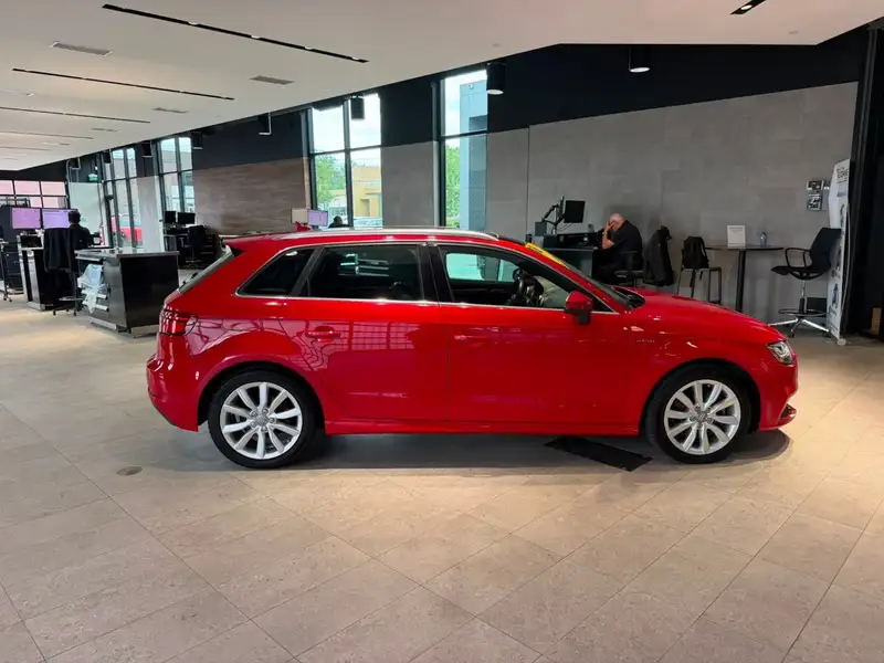 2018 Audi A3 Technik, 113 543 km, dovoz Kanada — foto 4 z 12