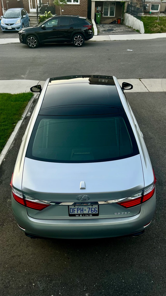 2013 Lexus Es, 113 000 km, dovoz Kanada — foto 5 z 5