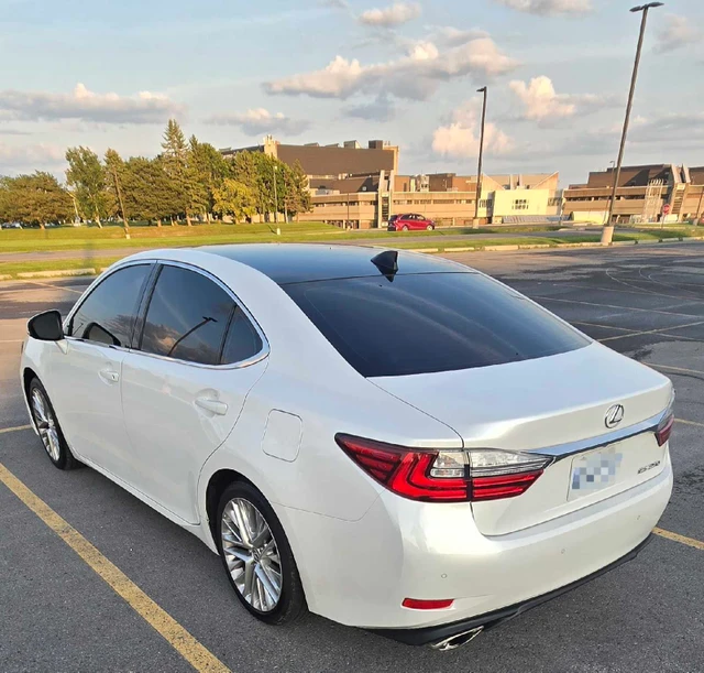 2017 Lexus Es Executive, bílá, 85 500 km, dovoz Kanada — foto 2 z 5