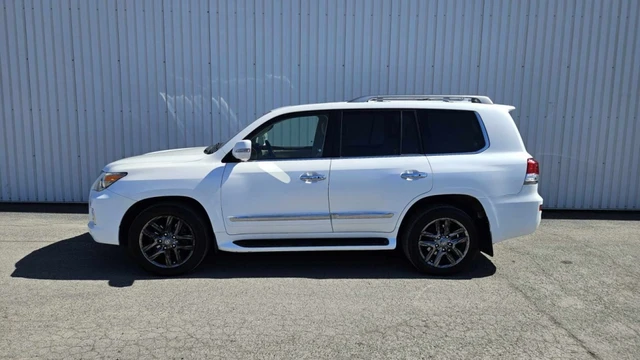 2014 Lexus Lx, bílá, 176 251 km, dovoz Kanada — foto 3 z 20
