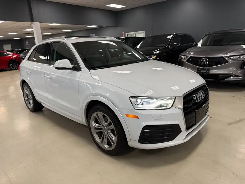 2018 Audi Q3 Progressiv, bílá, 141 679 km, dovoz Kanada — foto 7 z 12