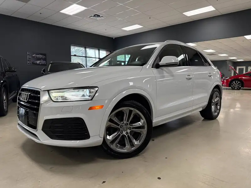 2018 Audi Q3 Progressiv, bílá, 141 679 km, dovoz Kanada — foto 9 z 12