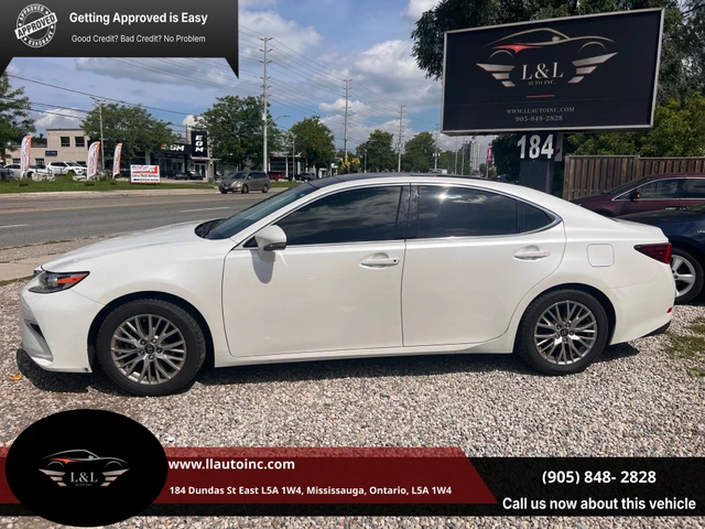 2017 Lexus Es 4dr Sdn, bílá, 109 120 km, dovoz Kanada — foto 2 z 5