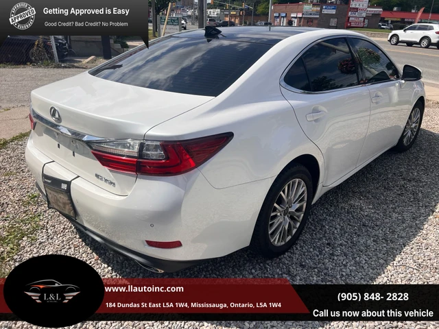 2017 Lexus Es 4dr Sdn, bílá, 109 120 km, dovoz Kanada — foto 5 z 5