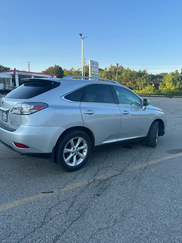 2011 Lexus Rx, 192 000 km, dovoz Kanada — foto 2 z 5