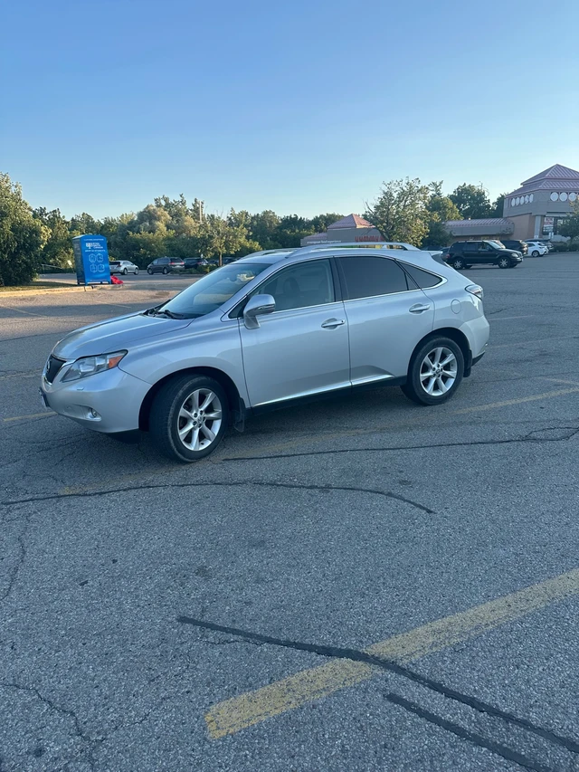 2011 Lexus Rx, 192 000 km, dovoz Kanada — foto 4 z 5