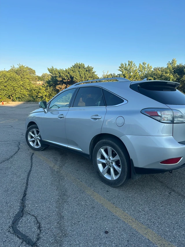 2011 Lexus Rx, 192 000 km, dovoz Kanada — foto 5 z 5