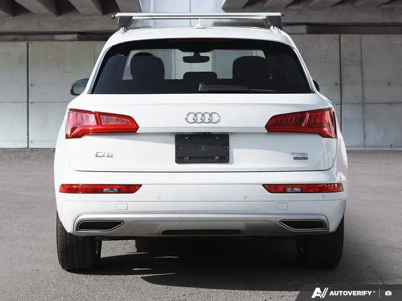 2018 Audi Q5 Progressiv, bílá, 133 613 km, dovoz Kanada — foto 7 z 12