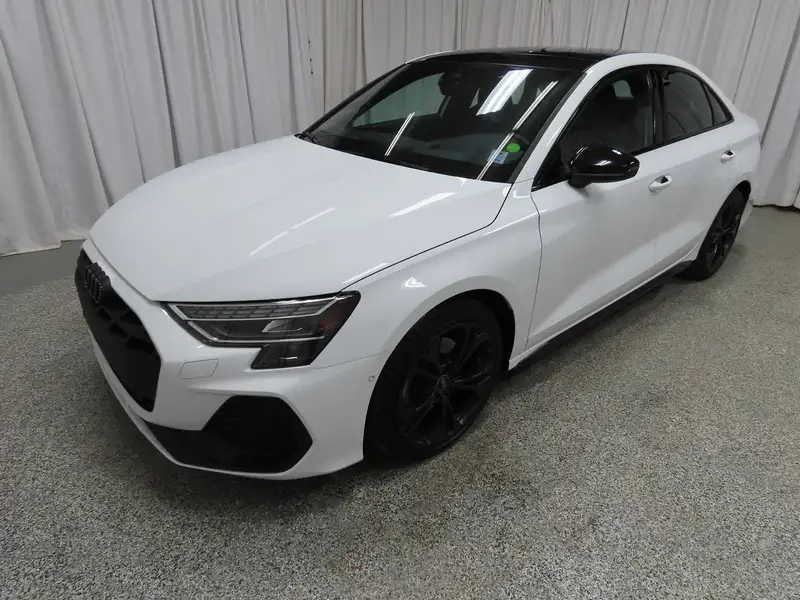 2025 Audi A3 Technik, bílá, 47 440 km, dovoz Kanada — foto 7 z 12