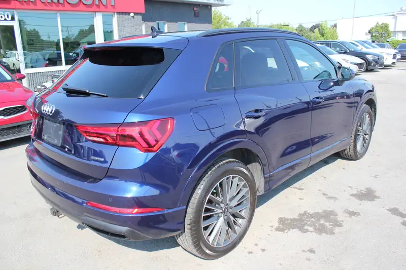 2022 Audi Q3 Progressiv, modrá, 123 922 km, dovoz Kanada — foto 7 z 12