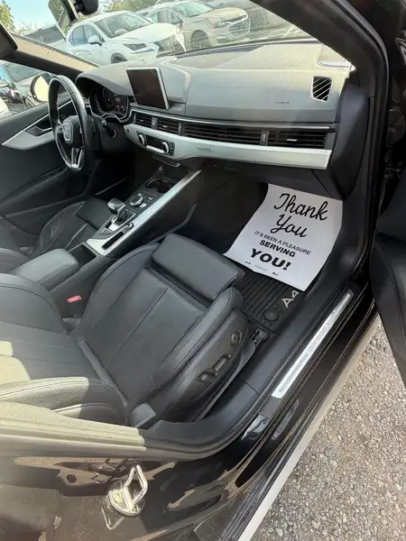 2017 Audi A4 Technik, černá, 87 000 km, dovoz Kanada — foto 10 z 12