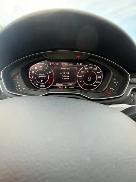 2017 Audi A4 Technik, černá, 87 000 km, dovoz Kanada — foto 9 z 12