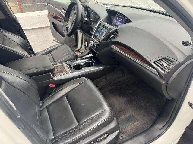 2017 Acura Mdx Nav Pkg, 216 000 km, dovoz Kanada — foto 2 z 5