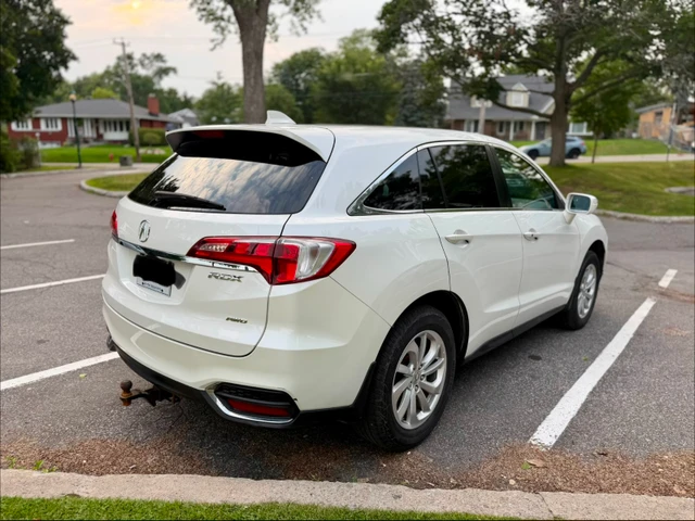 2016 Acura Rdx Tech Pkg, bílá, 173 251 km, dovoz Kanada — foto 3 z 5