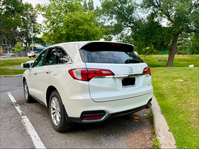 2016 Acura Rdx Tech Pkg, bílá, 173 251 km, dovoz Kanada — foto 5 z 5