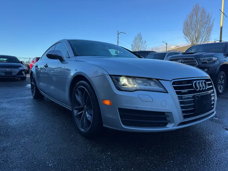 2014 Audi A7 Progressiv, stříbrná, 139 000 km, dovoz Kanada — foto 7 z 12