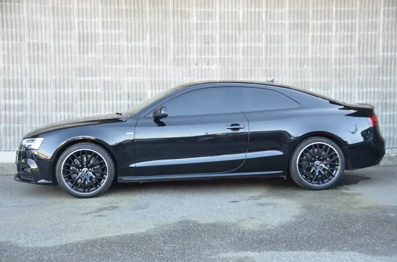 2017 Audi A5 2dr Cpe Auto Progressiv, černá, 91 000 km, dovoz Kanada — foto 3 z 12