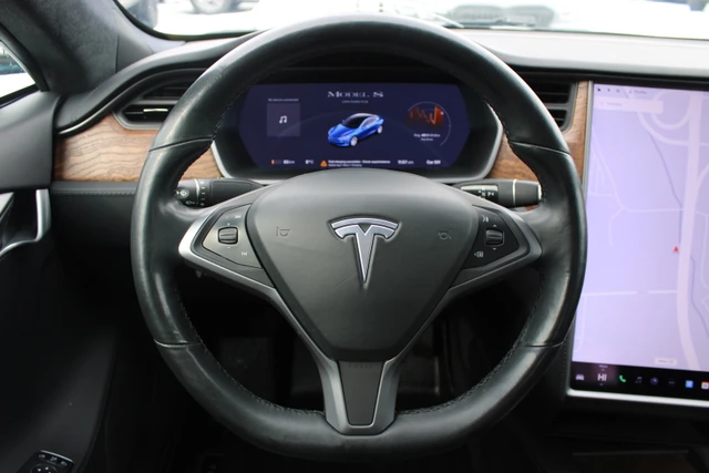 2020 Tesla Model S LONG RANGE PLUS, modrá, 113 430 km, dovoz Kanada — foto 13 z 20