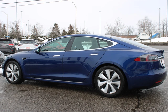2020 Tesla Model S LONG RANGE PLUS, modrá, 113 430 km, dovoz Kanada — foto 5 z 20