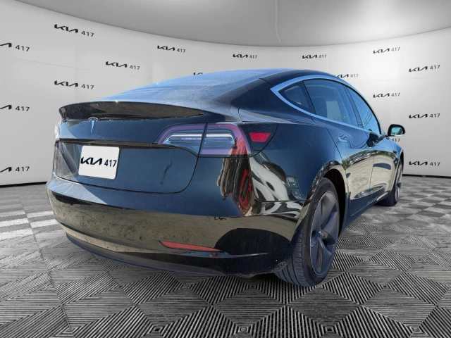 2018 Tesla Model 3 Long Range, černá, 74 773 km, dovoz Kanada — foto 5 z 5