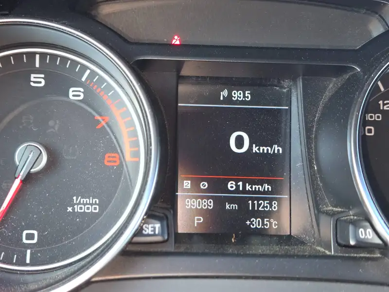 2015 Audi A5 Progressiv, bílá, 99 089 km, dovoz Kanada — foto 9 z 10