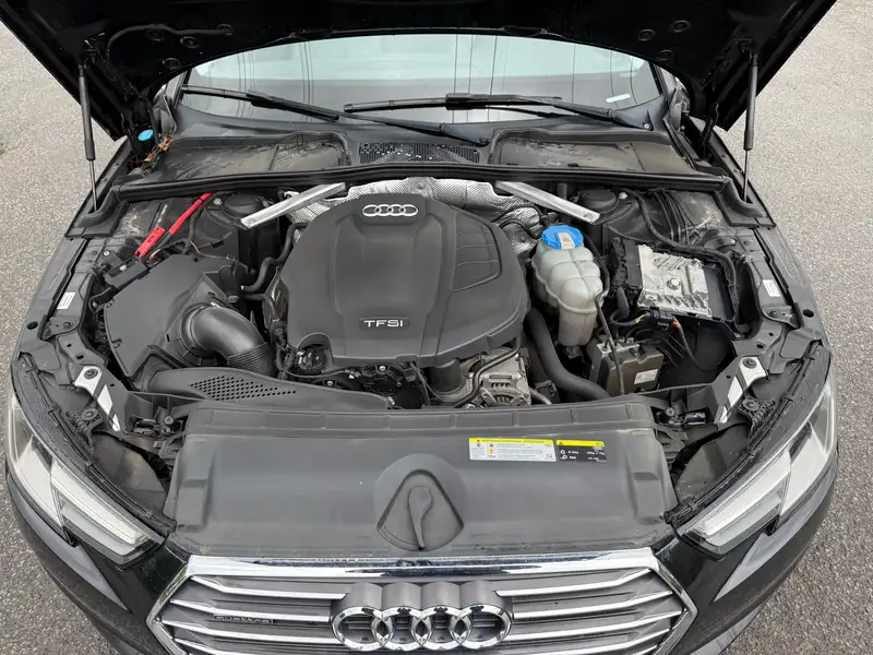 2017 Audi A4 Progressiv, černá, 176 000 km, dovoz Kanada — foto 11 z 12