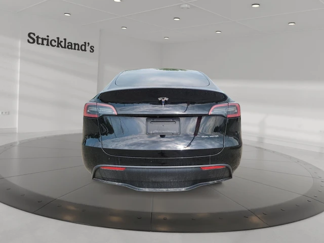2023 Tesla Model Y Long Range, černá, 68 114 km, dovoz Kanada — foto 3 z 18