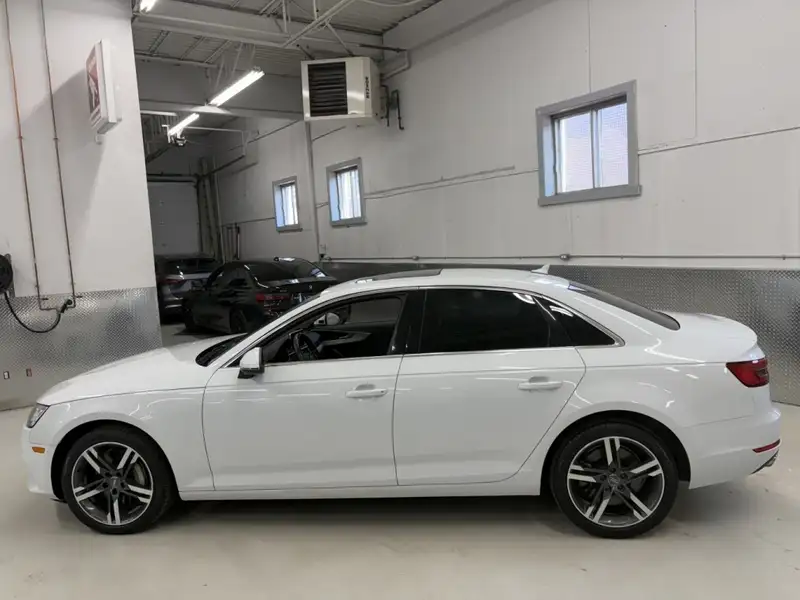 2017 Audi A4 Technik, bílá, 47 699 km, dovoz Kanada — foto 2 z 12