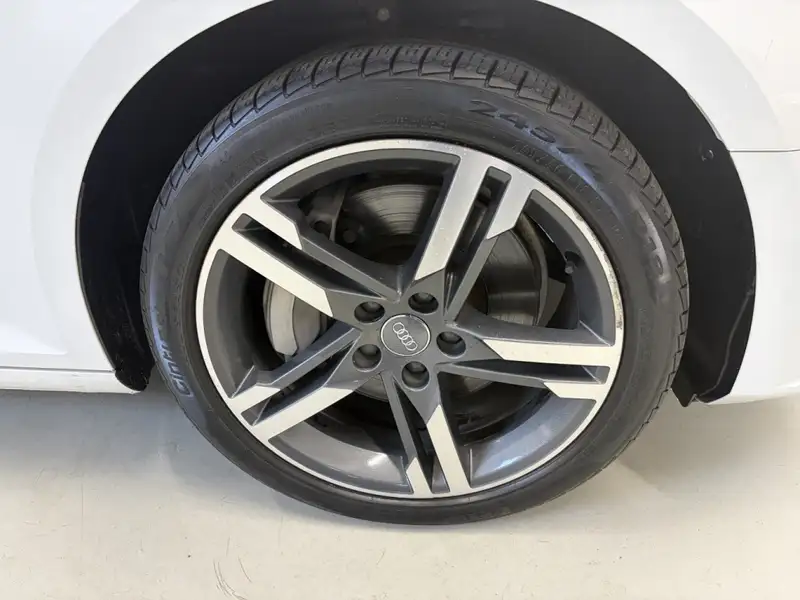 2017 Audi A4 Technik, bílá, 47 699 km, dovoz Kanada — foto 6 z 12