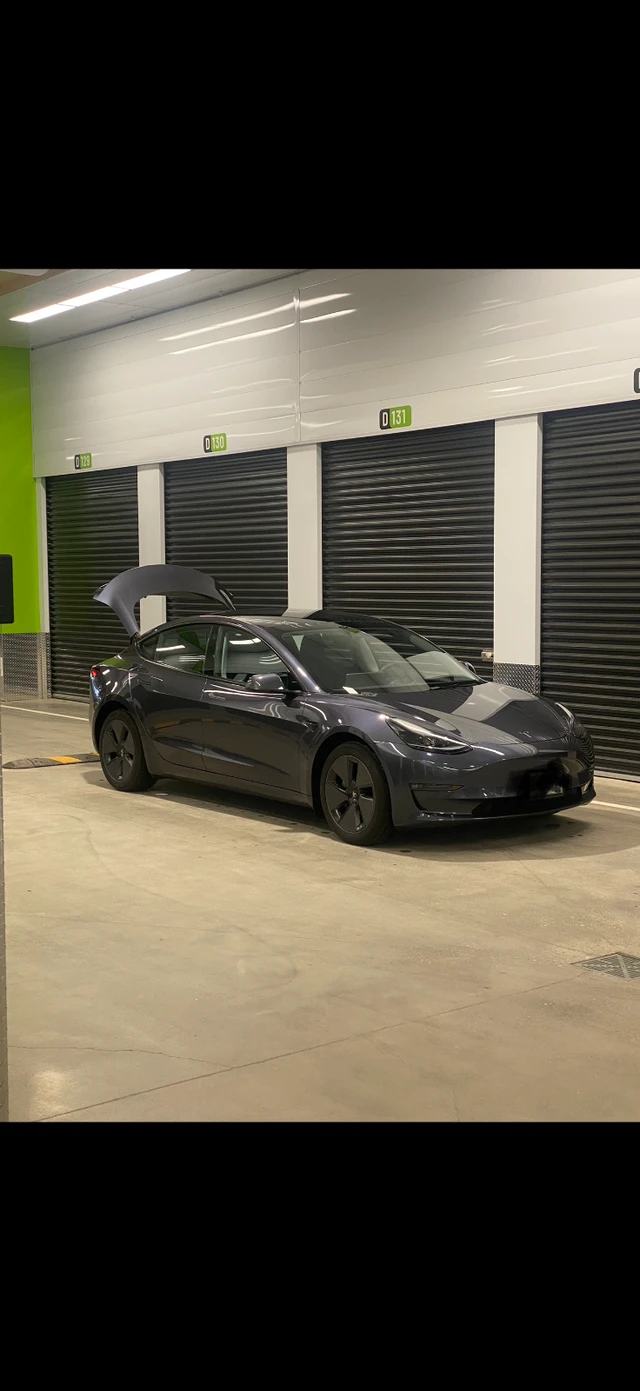 2023 Tesla Model 3 Long Range, 35 500 km, dovoz Kanada — foto 5 z 5