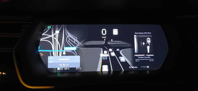 2017 Tesla Model X 75 D, modrá, 175 000 km, dovoz Kanada — foto 2 z 5