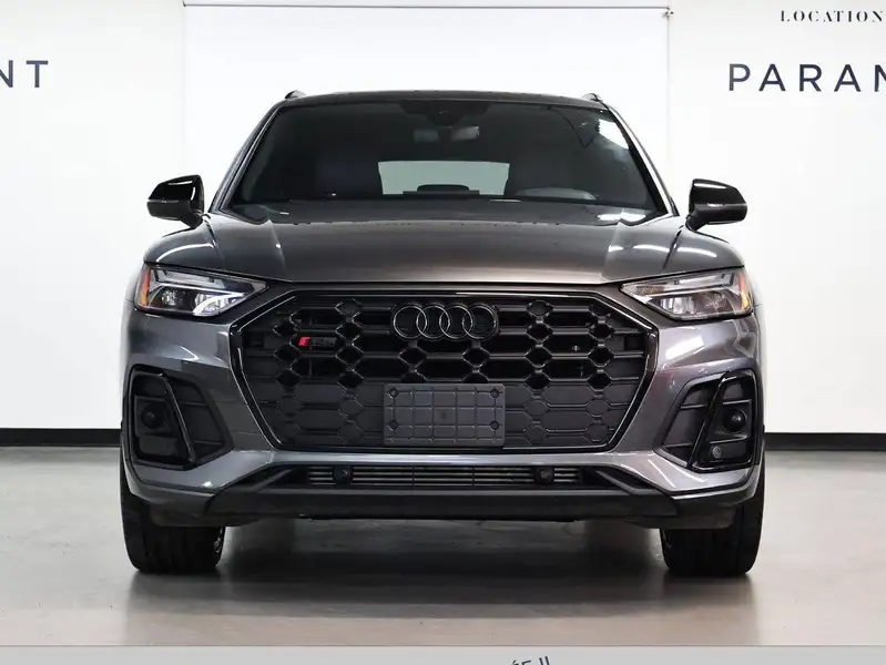 2023 Audi SQ5 Progressiv, šedá, 41 000 km, dovoz Kanada — foto 2 z 12