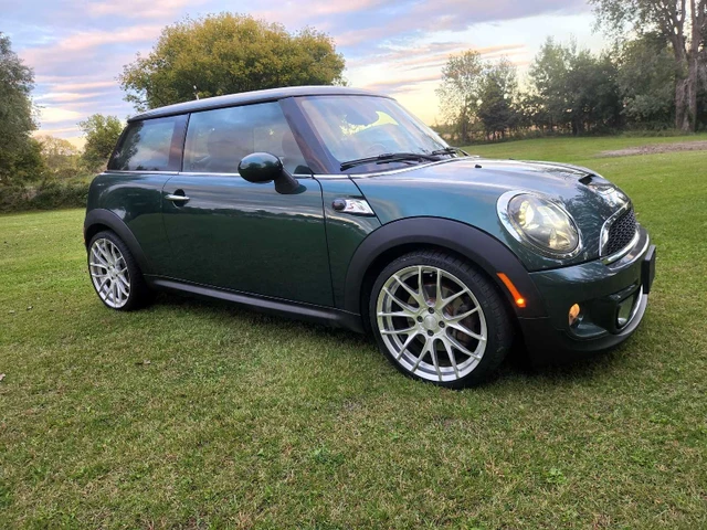 2013 Minicps, 69 200 km, dovoz Kanada — foto 2 z 5