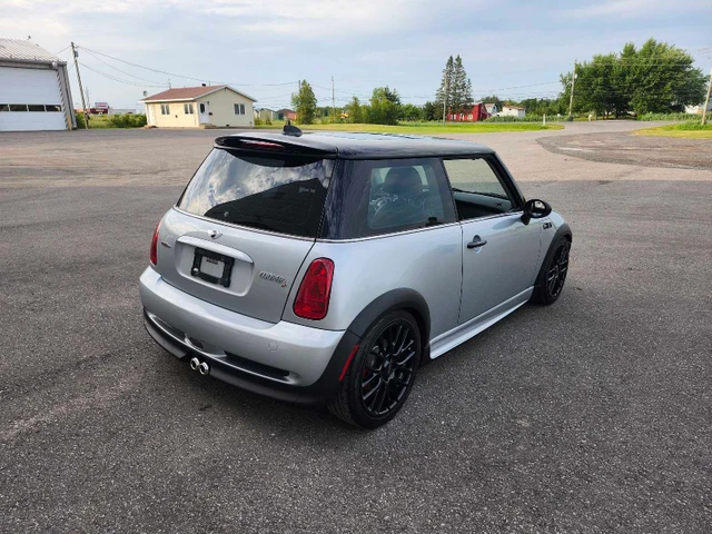 2002 MINI Minicps, 96 721 km, dovoz Kanada — foto 3 z 5