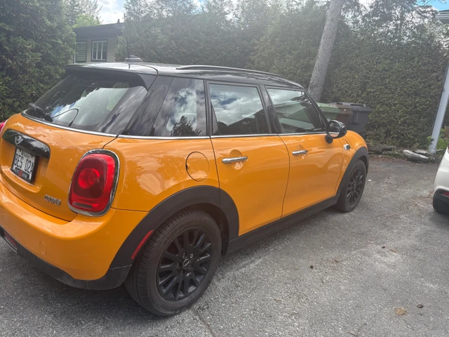 2017 Minicp, oranžová, 165 000 km, dovoz Kanada — foto 1